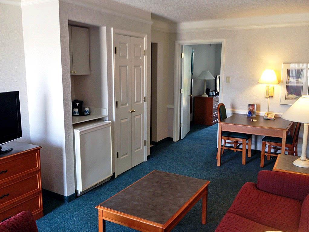 Motel Baymont By Wyndham Tulsa Broken Arrow Zimmer foto