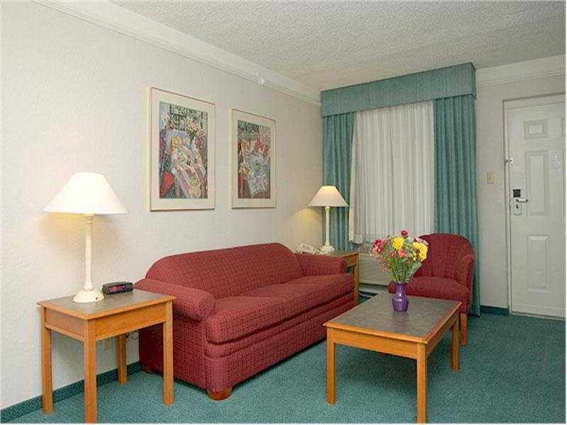 Motel Baymont By Wyndham Tulsa Broken Arrow Zimmer foto